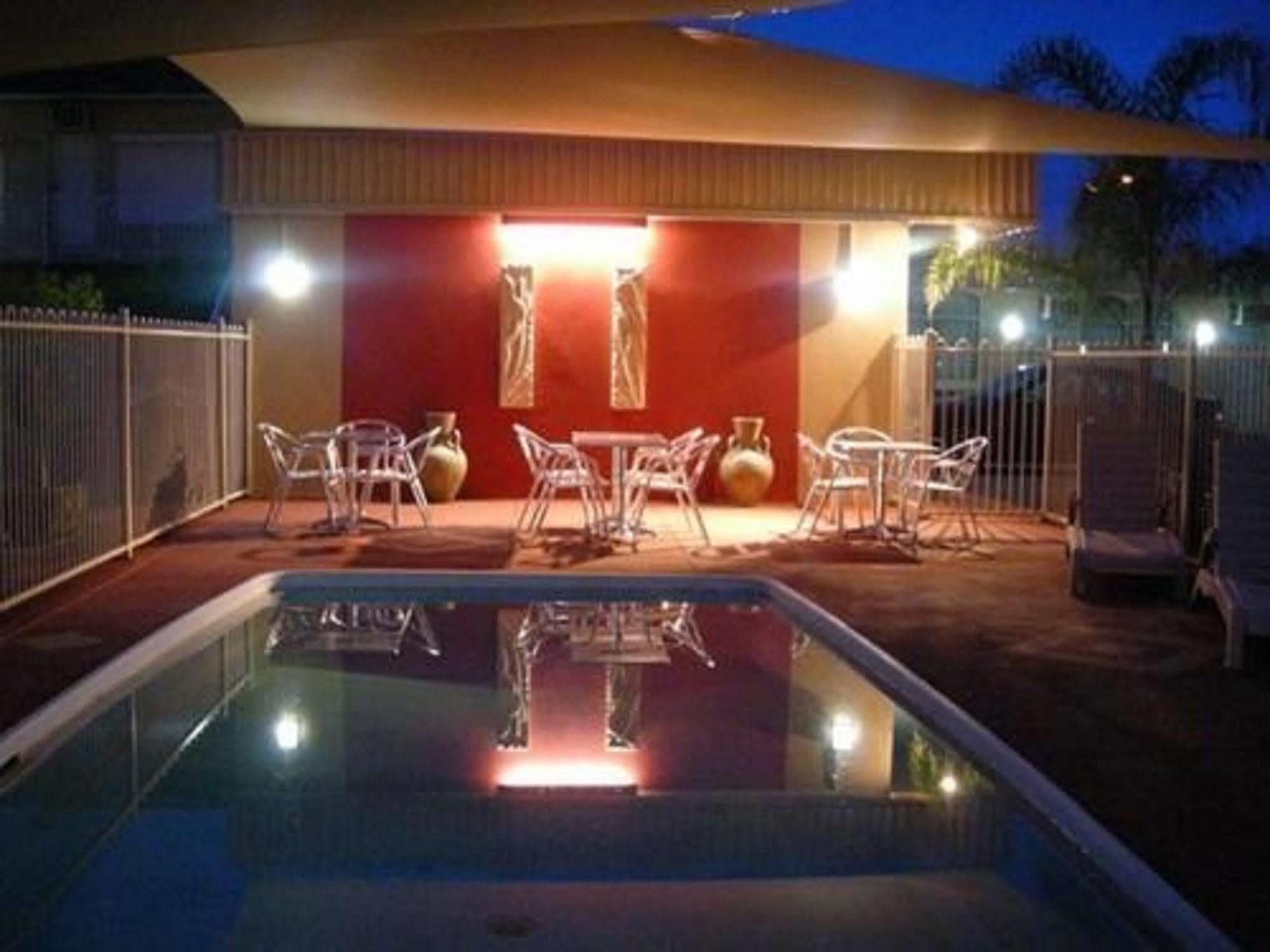 Desert Sand Motor Inn Broken Hill Eksteriør billede