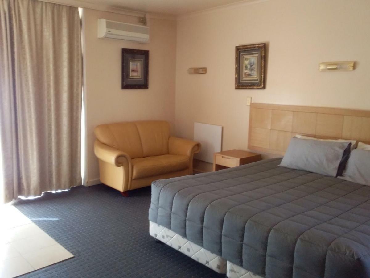 Desert Sand Motor Inn Broken Hill Eksteriør billede