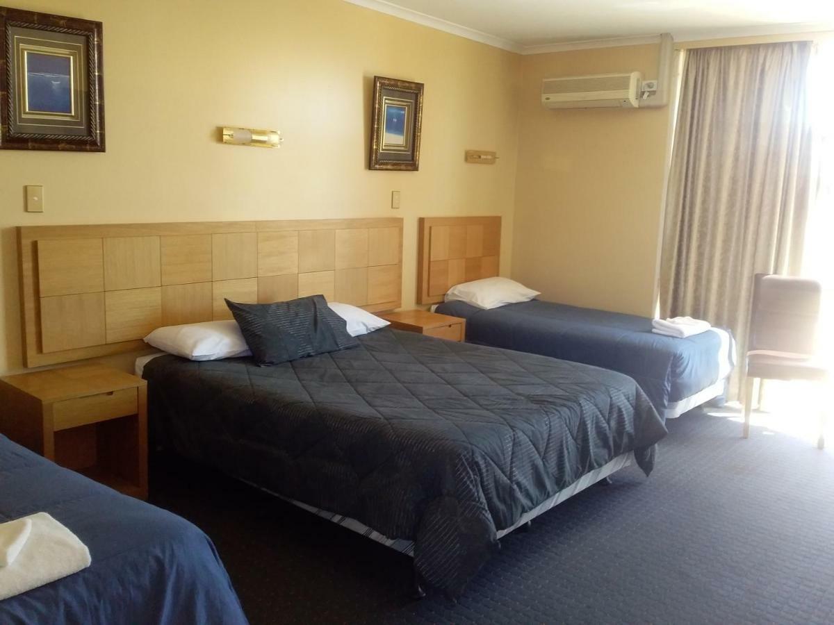 Desert Sand Motor Inn Broken Hill Eksteriør billede